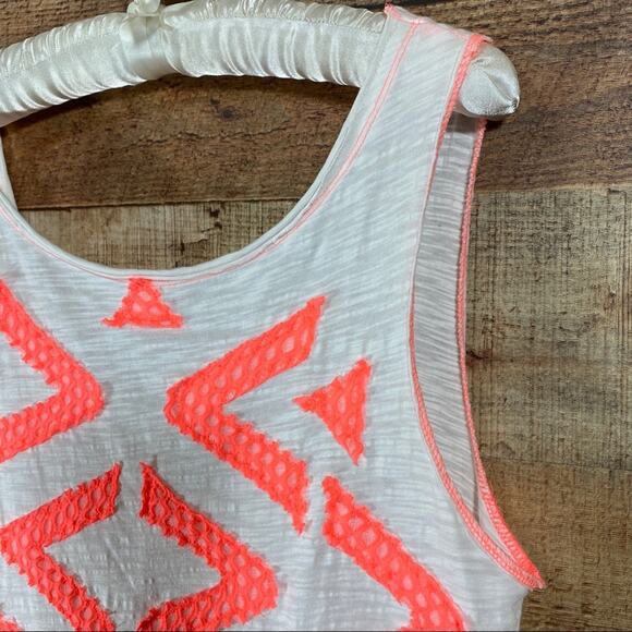 We the Free Bermuda Triangle White Neon Tank Size Small NWOT - Picture 7 of 12